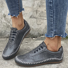 Load image into Gallery viewer, 2022 autumn new round toe hollow flat casual shoes