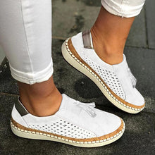 Load image into Gallery viewer, New Women's Autumn Low Heel Round Toe Breathable Sneakers